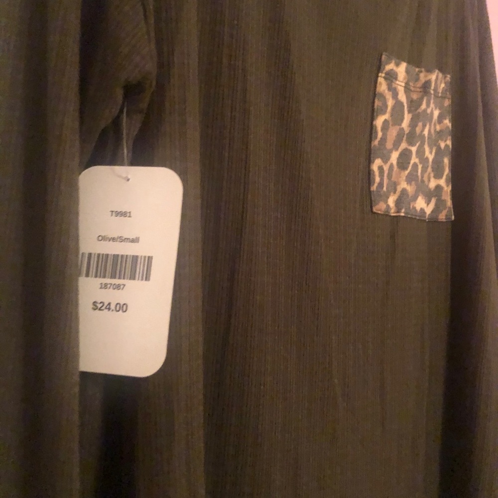 Army green long sleeve with cheetah pocket